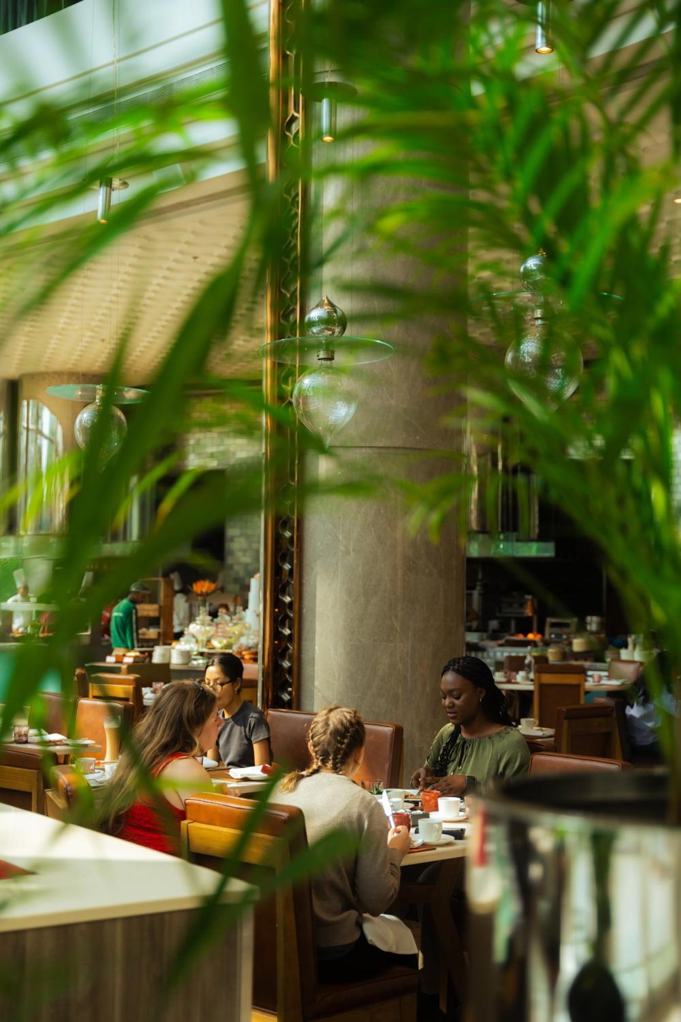 Jw Marriott Hotel Kolkata Bagian luar foto